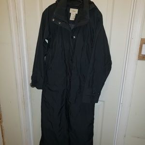 Lightweight rain coat